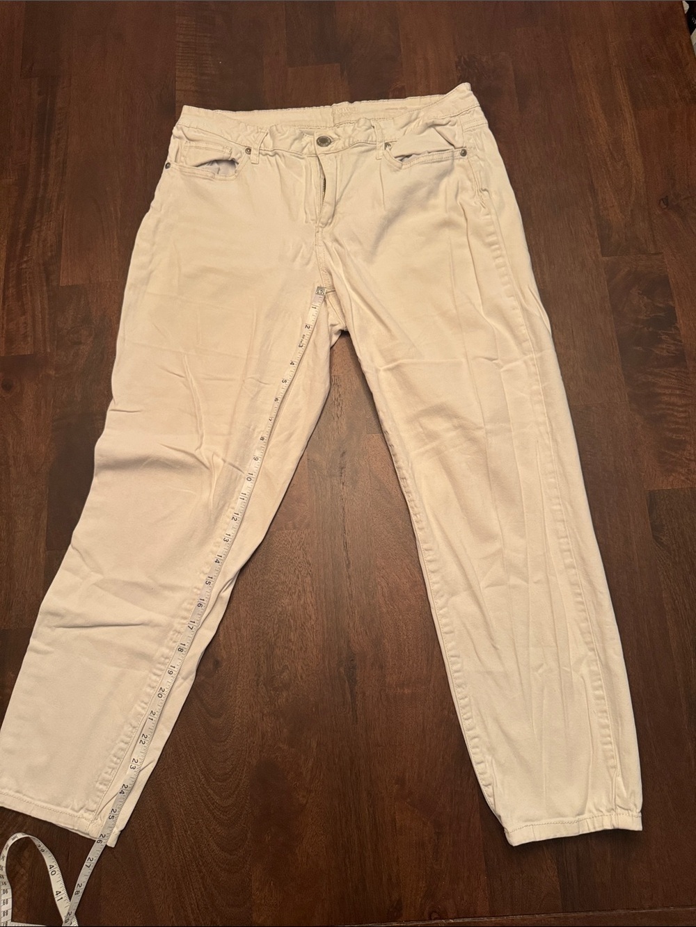Crown & Ivy Light Beige Skinny Leg Style  Cotton Blend Pants Size 8 Short